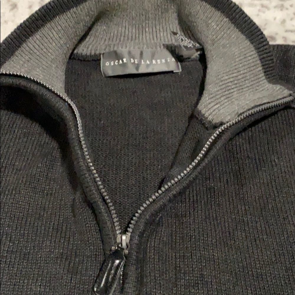 Oscar De La Renta 1/4 zip sweater size M grey EUC - Picture 4 of 8